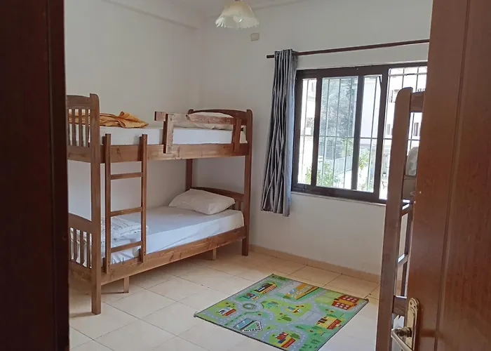 Blue Diamond Him Kolli Street Building No 4 Ostello *